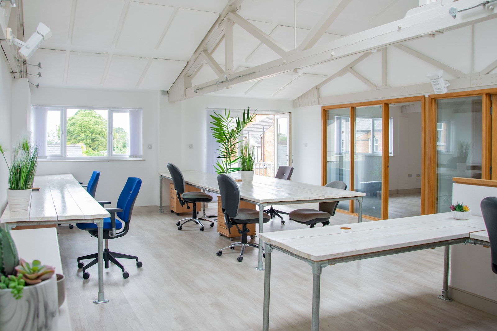 60 Queen Street, Stamford for lease Primary Photo- Image 1 of 8