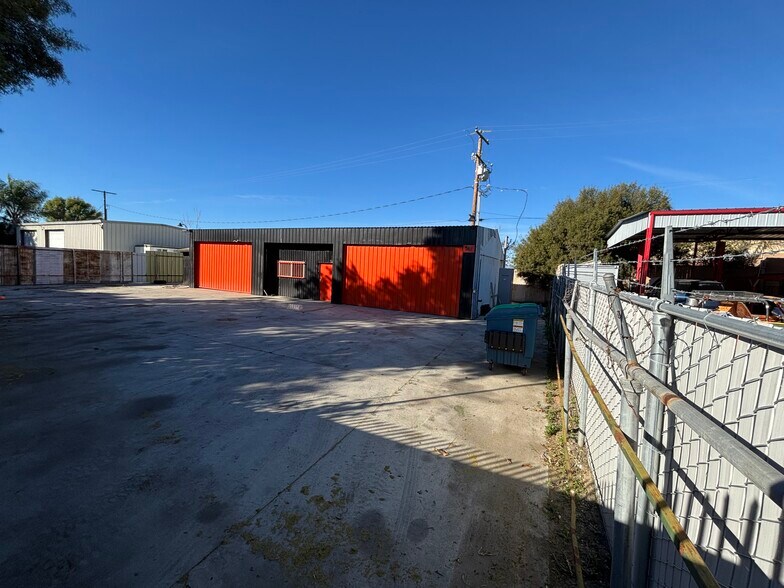 561 N Palm Ave, Hemet, CA à vendre - Photo principale - Image 1 de 9