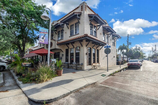 More details for 2834 Beach Blvd, Gulfport, FL - Retail for Sale