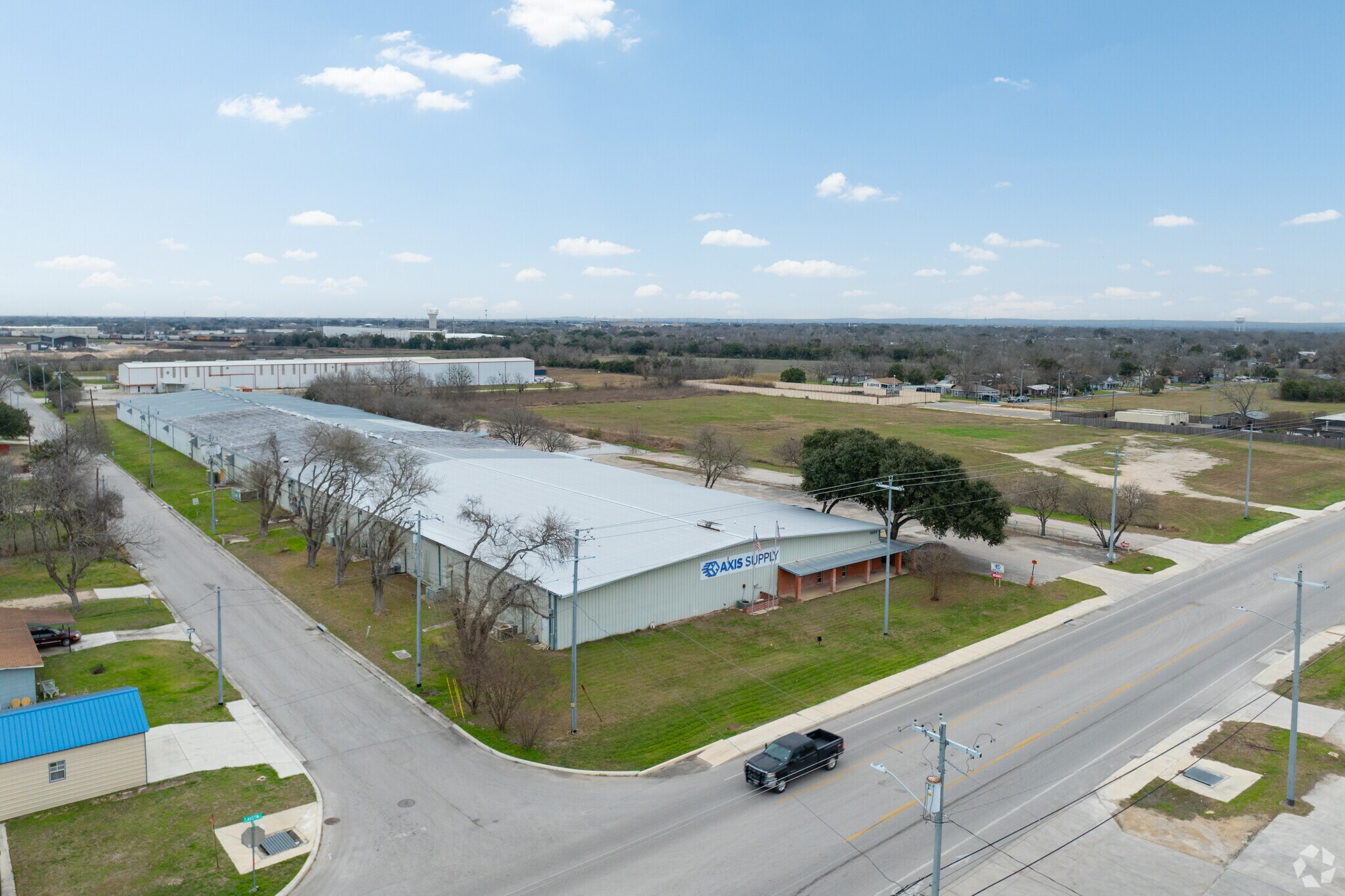 1903 N Austin St, Seguin, TX for lease Building Photo- Image 1 of 9