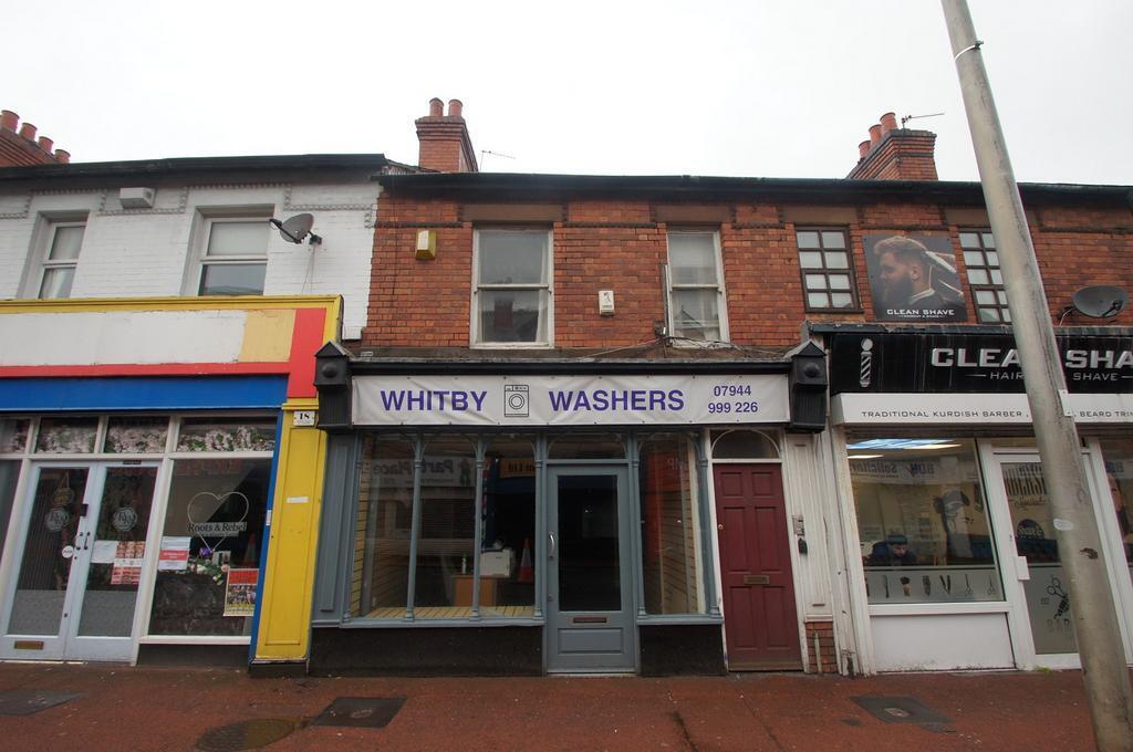 16 Whitby Rd, Ellesmere Port for lease Primary Photo- Image 1 of 7