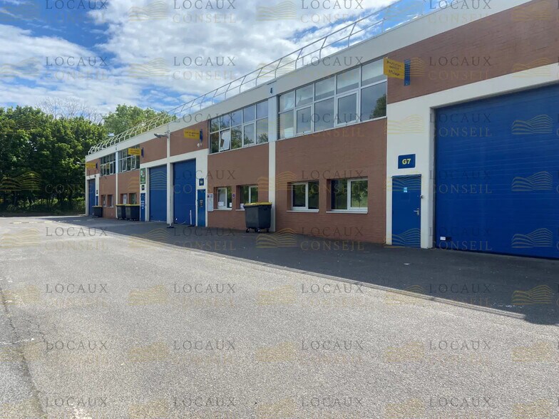 21 Avenue De La Mare, SAINT-OUEN-L'AUMONE à louer - Photo du bâtiment - Image 2 de 36