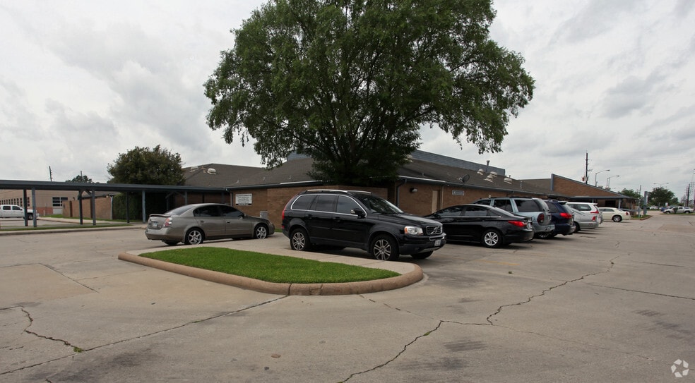 13414 Medical Complex Dr, Tomball, TX à vendre - Photo principale - Image 1 de 81