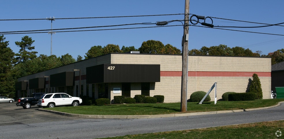 427 Commerce Ln, West Berlin, NJ for lease - Building Photo - Image 2 of 4