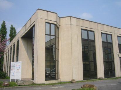 Office in Fontenay-sous-Bois for lease - Building Photo - Image 2 of 6