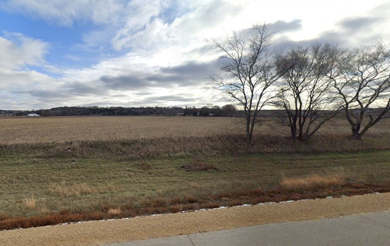 12576 Belle Plaine Trl, Belle Plaine, MN for sale Primary Photo- Image 1 of 5