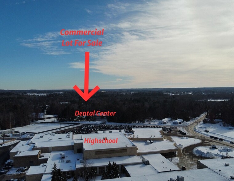 Iverson St, Rhinelander, WI for sale - Building Photo - Image 2 of 3