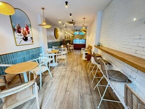 Commerce de détail dans Barcelone, Barcelona à louer Photo intérieure- Image 2 de 12