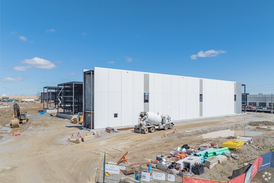 3250-3260 Markham Rd, Toronto, ON for lease - Building Photo - Image 2 of 4