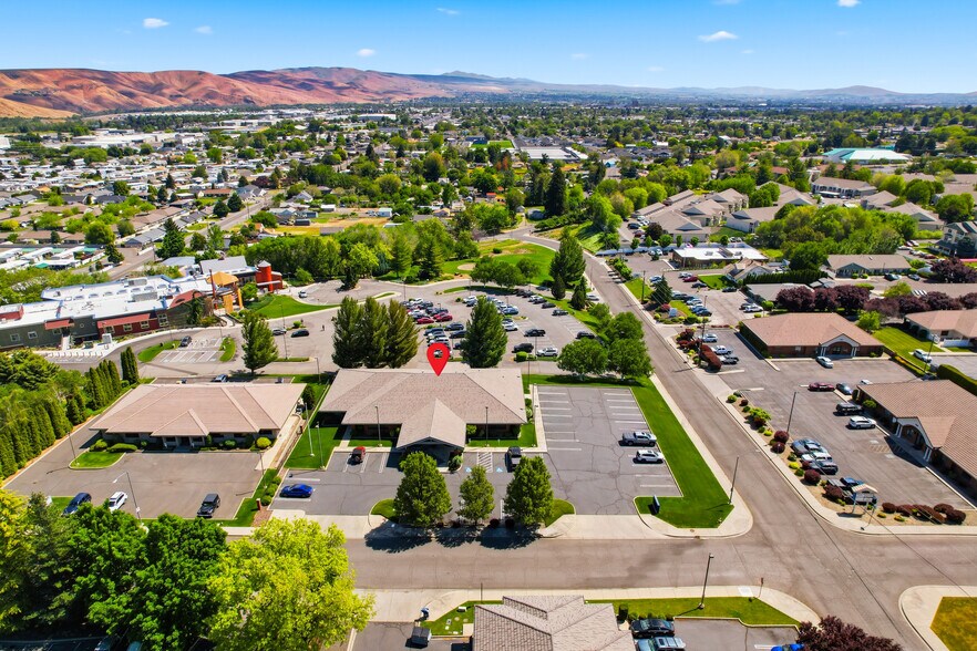 801 N 39th Ave, Yakima, WA à vendre - Photo du bâtiment - Image 2 de 39