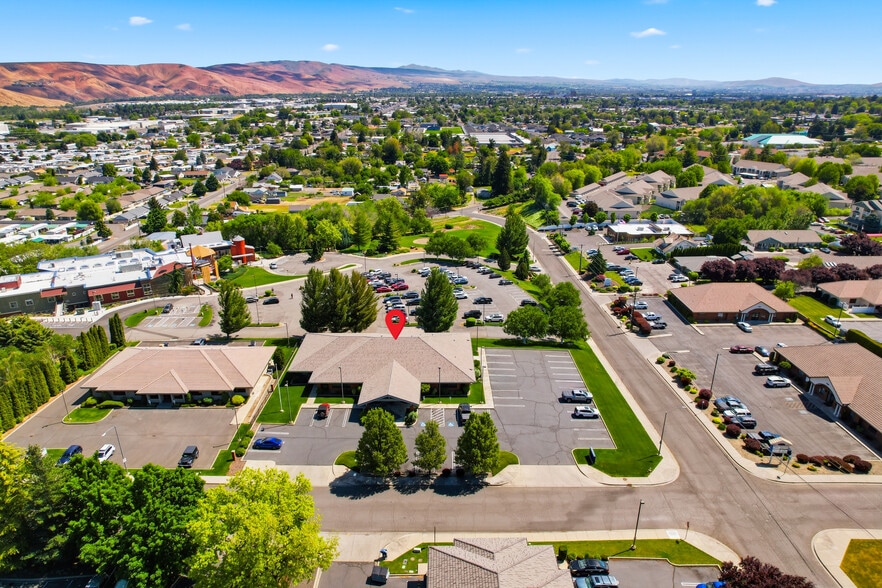 801 N 39th Ave, Yakima, WA à vendre - Photo du bâtiment - Image 2 de 39