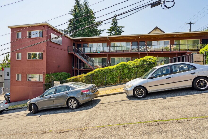 1401 S Holgate St, Seattle, WA à vendre - Photo du bâtiment - Image 2 de 21