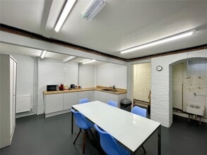 11 Nelson St, Southend On Sea for lease Interior Photo- Image 2 of 4