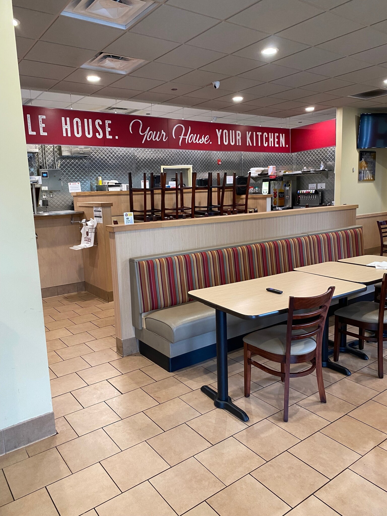 9421 S Stony Island Ave, Chicago, IL for sale Interior Photo- Image 1 of 8