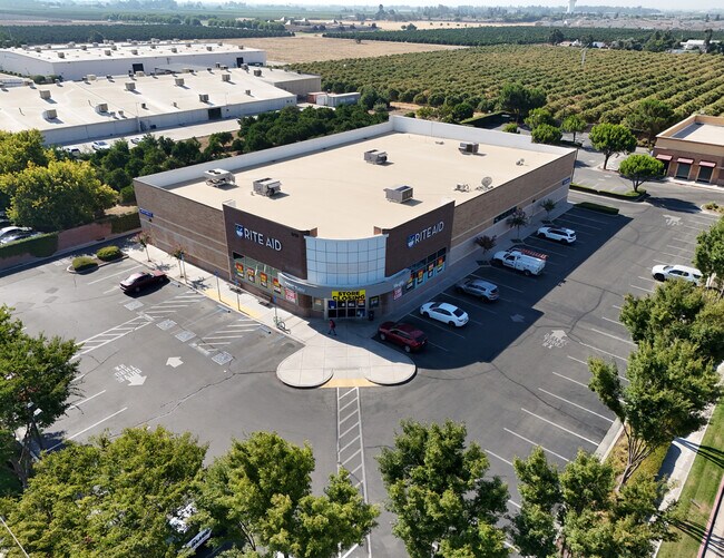 More details for 1721-1761 E Manning Ave, Reedley, CA - Retail for Lease