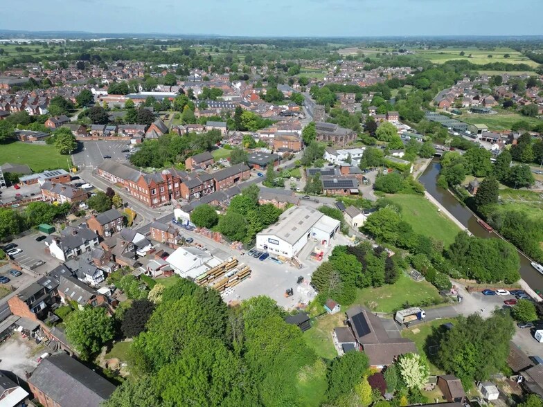 21-23 Lewin St, Middlewich à vendre - Photo du bâtiment - Image 2 de 2