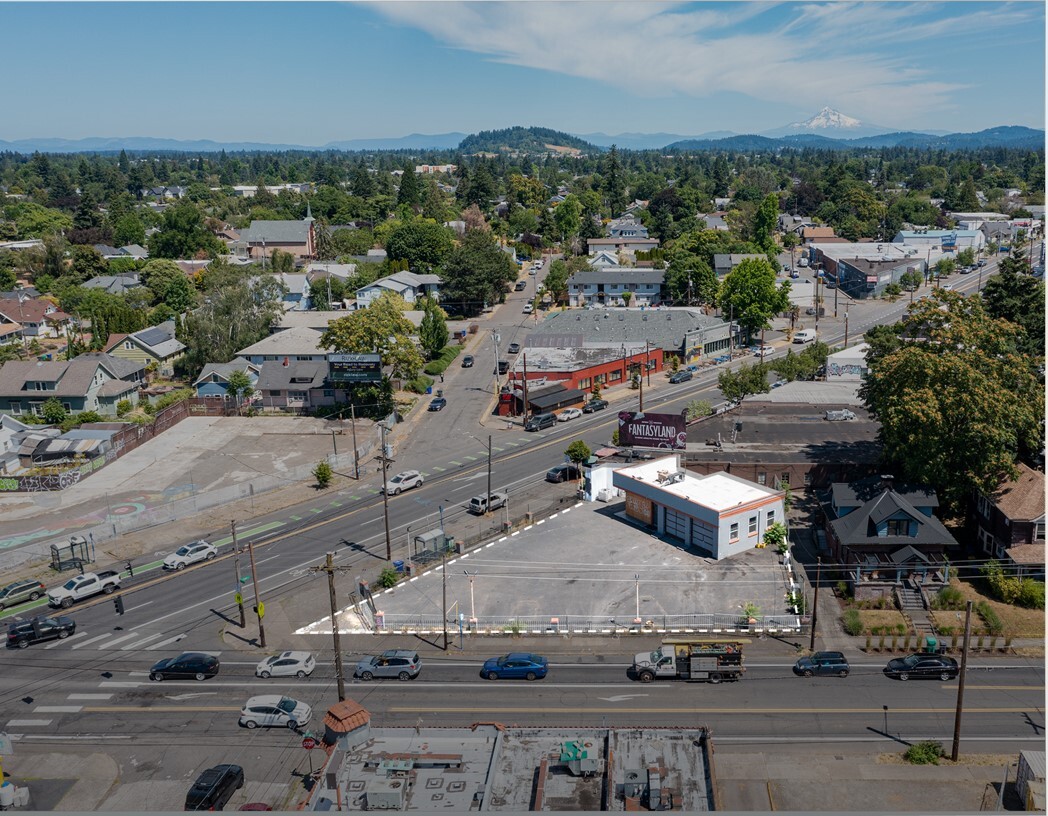 5220 SE Foster Rd, Portland, OR for sale Building Photo- Image 1 of 21