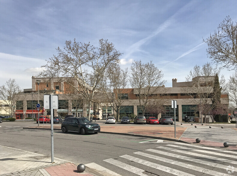 Calle Atenas, 2, Pozuelo De Alarcón, Madrid à vendre - Photo du bâtiment - Image 2 de 3