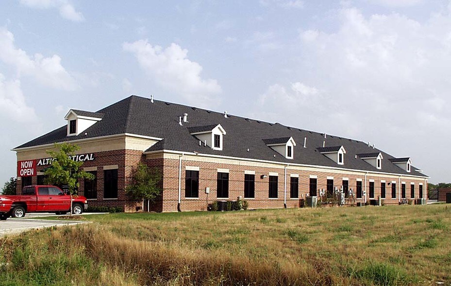 3345 Western Center Blvd, Fort Worth, TX à louer - Photo du bâtiment - Image 2 de 11