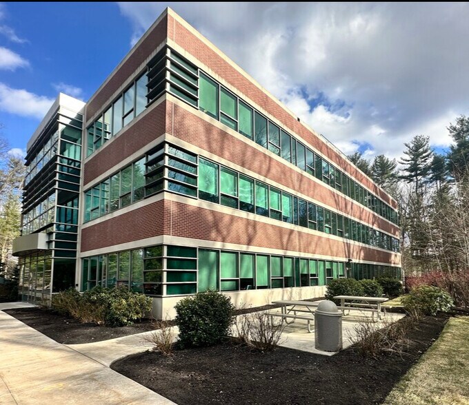 4 Lan Dr, Westford, MA for lease - Building Photo - Image 1 of 11