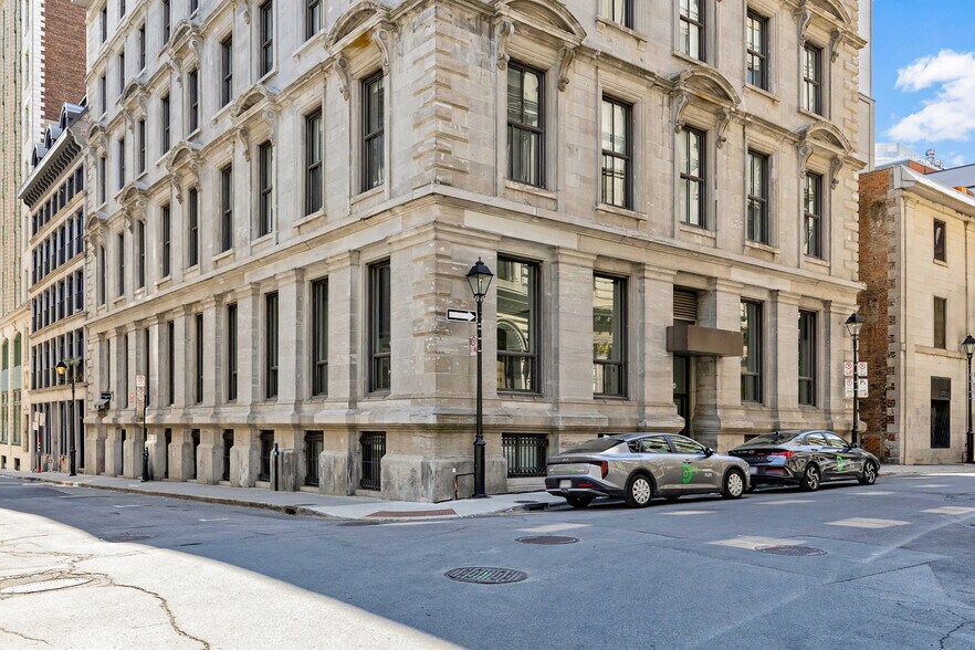 411 Rue des Récollets, Montréal, QC à louer - Photo du bâtiment - Image 2 de 22
