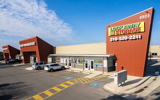 More details for 6923 W Loop 1604, San Antonio, TX - Retail for Lease