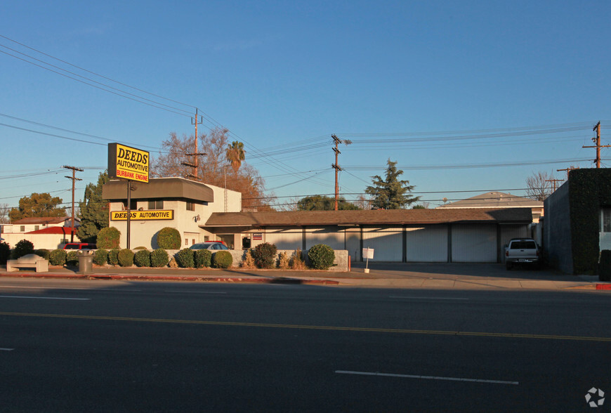 1221 W Magnolia Blvd, Burbank, CA for sale - Primary Photo - Image 1 of 1