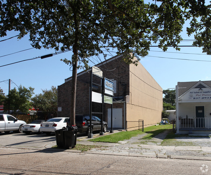 749 Aurora Ave, Metairie, LA à louer - Photo du bâtiment - Image 2 de 3