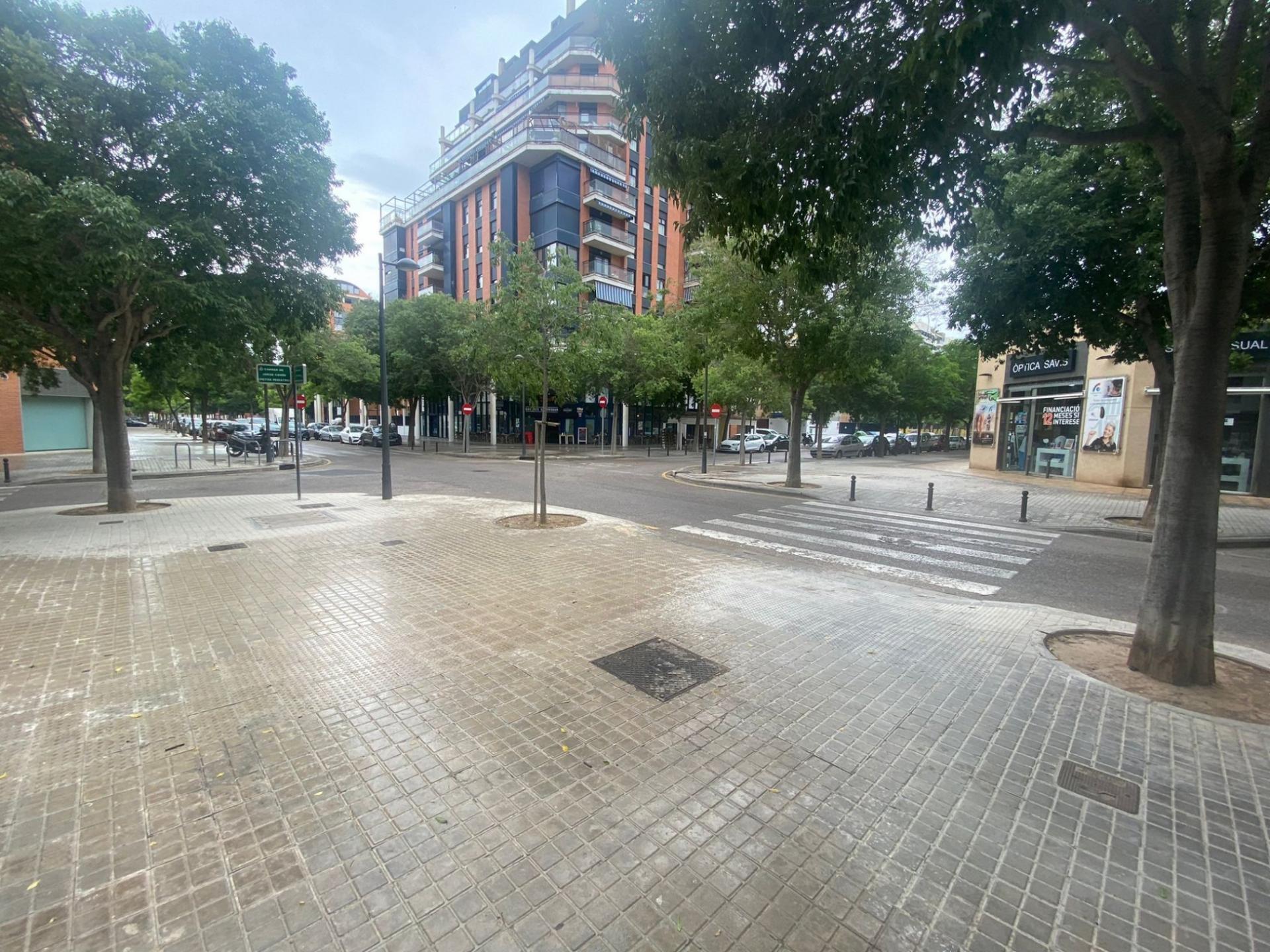 Commerce de détail dans València, Valencia à vendre Photo du bâtiment- Image 1 de 18