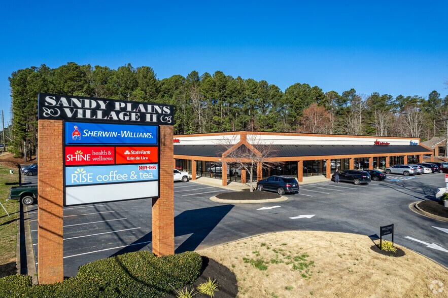 4647-4699 Sandy Plains Rd, Roswell, GA à louer - Photo du bâtiment - Image 2 de 9
