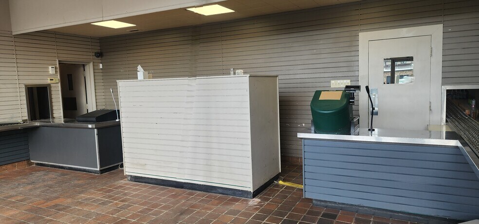 398 King St W, Essex, ON à louer - Photo intérieure - Image 3 de 14