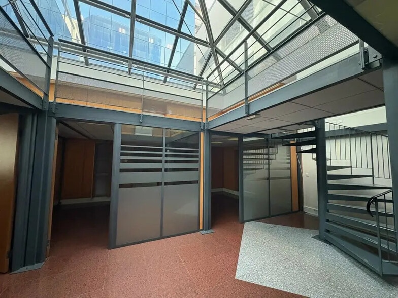 Bureau dans Lyon à louer - Photo intérieure - Image 2 de 9