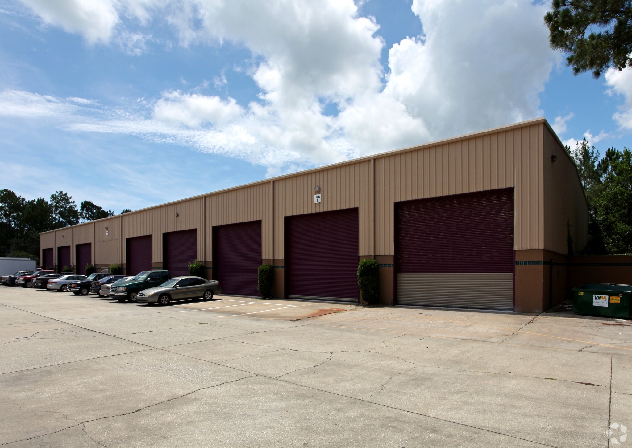 7 W Tower Cir, Ormond Beach, FL for sale Primary Photo- Image 1 of 3