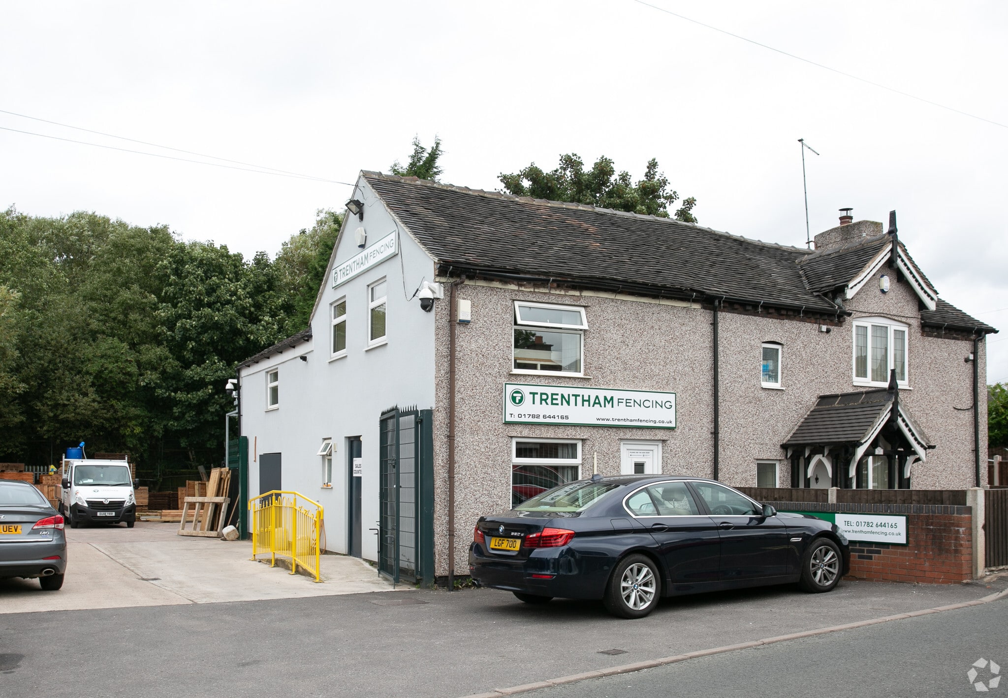 17-19 Church Lane, Stoke On Trent for lease Primary Photo- Image 1 of 8