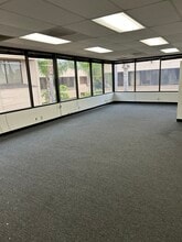 16892 Bolsa Chica St, Huntington Beach, CA for lease Interior Photo- Image 2 of 5