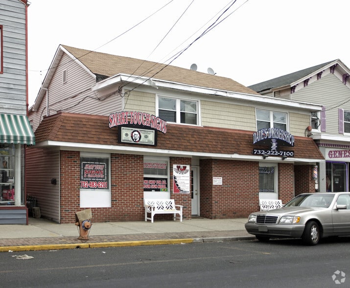 557-559 Broadway, Long Branch, NJ for lease - Primary Photo - Image 1 of 2