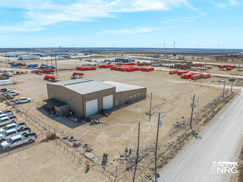 370 Josh Mitchell ave, Big Lake, TX à vendre - Photo du bâtiment - Image 3 de 13