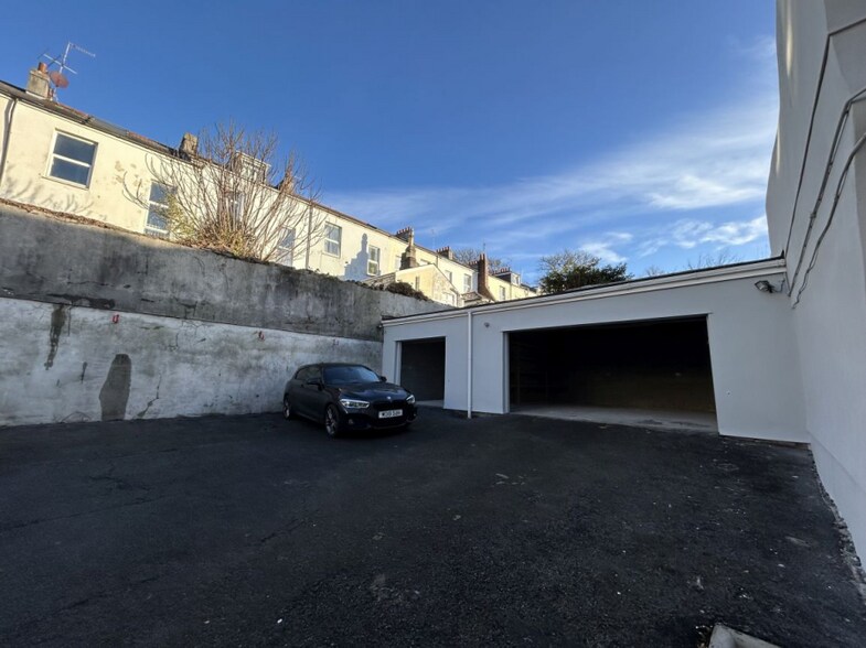 5 Beaumont Rd, Plymouth à louer - Photo du bâtiment - Image 3 de 3
