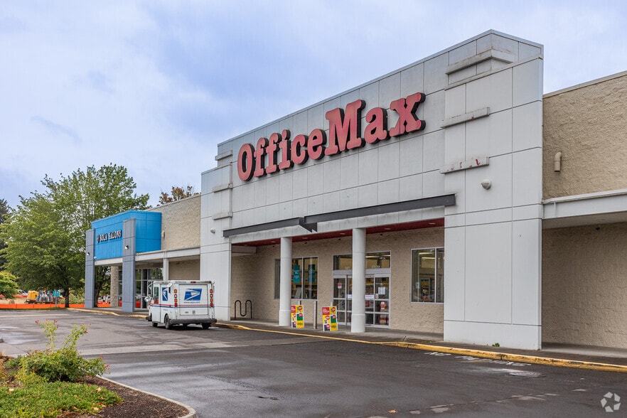 13875 SE Mill Plain Blvd, Vancouver, WA for lease - Building Photo - Image 2 of 4