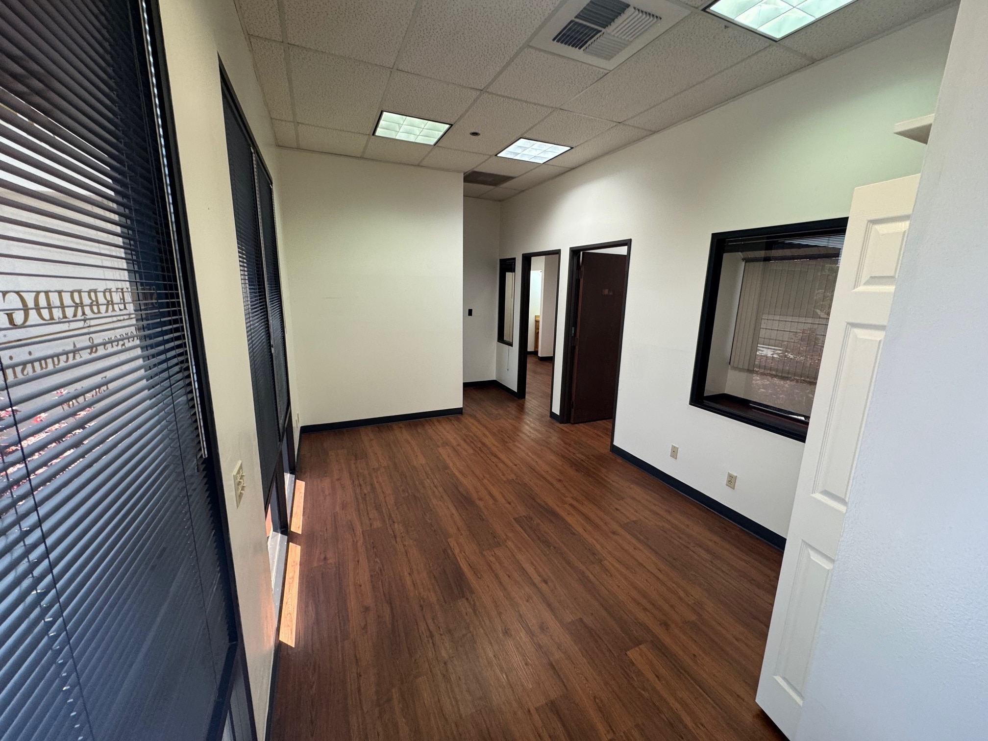 200 N Harbor Blvd, Anaheim, CA for lease Interior Photo- Image 1 of 10