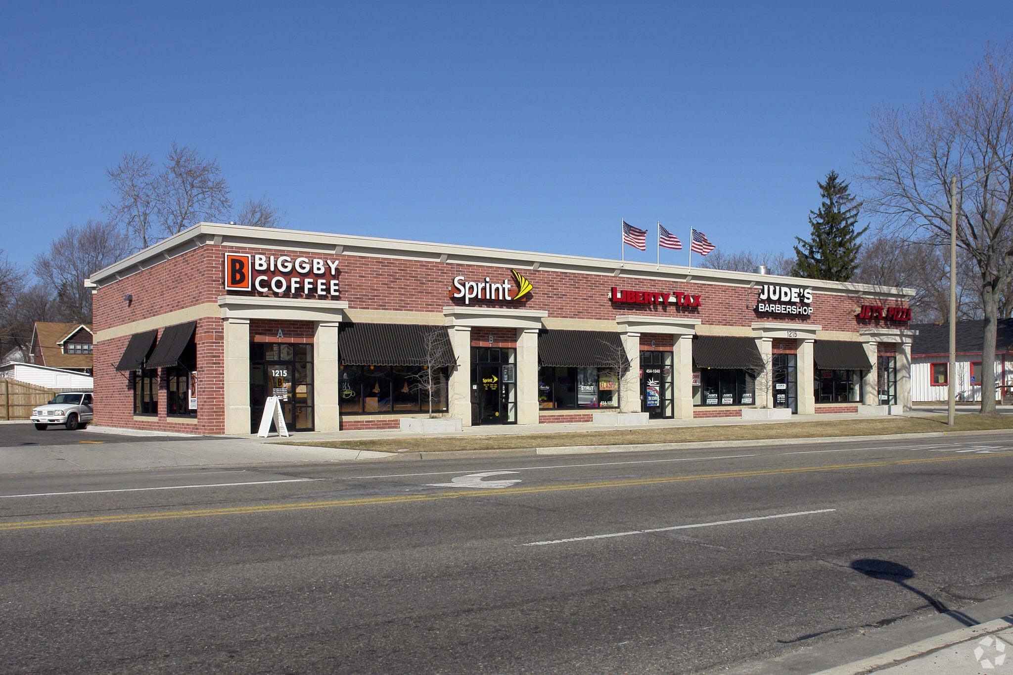 1215 Fuller Ave, Grand Rapids, MI for lease Primary Photo- Image 1 of 5