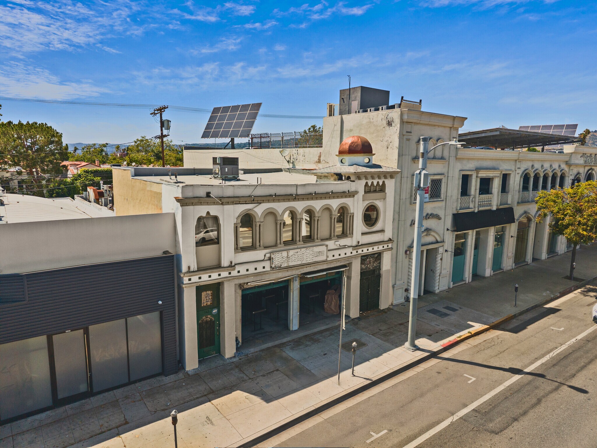 141-143 N La Brea Ave, Los Angeles, CA à vendre Photo du bâtiment- Image 1 de 32