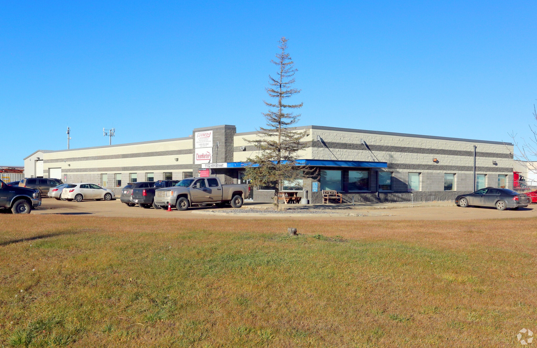 1102 6th St, Nisku, AB for sale Primary Photo- Image 1 of 1