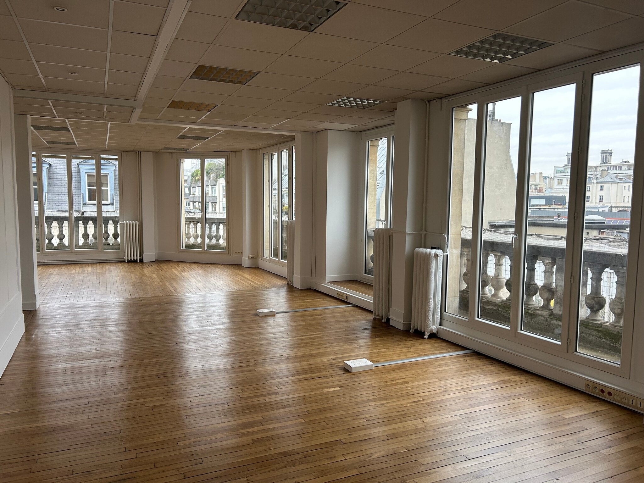 16 Rue Martel, Paris à louer Photo intérieure- Image 1 de 6