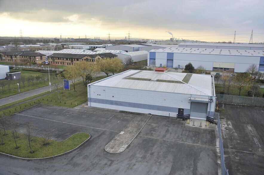 2 Unit 34c Zone 2, Deeside Industrial Estate Av, Pentre à louer - Photo du bâtiment - Image 1 de 28