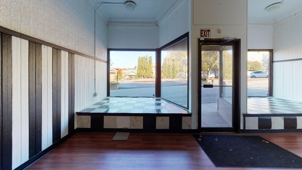 168 Main St, Webster, MA à louer - Photo du bâtiment - Image 2 de 11