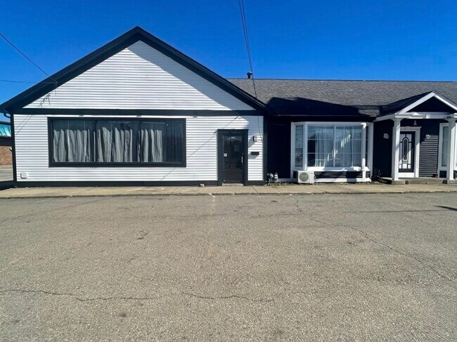 More details for 3017-3019 Belmont Ave, Youngstown, OH - Office for Sale