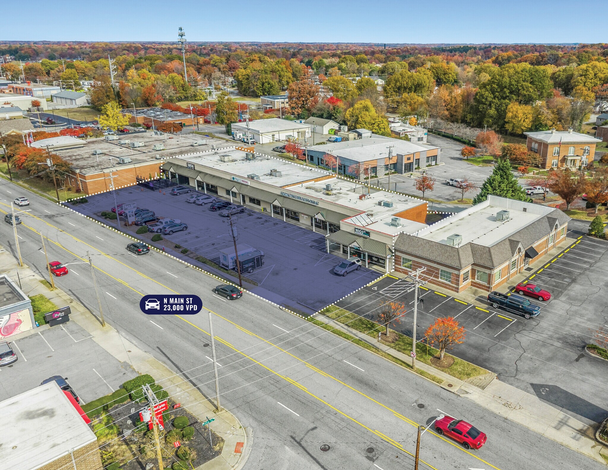 1600 N Main St, High Point, NC à vendre Photo principale- Image 1 de 7