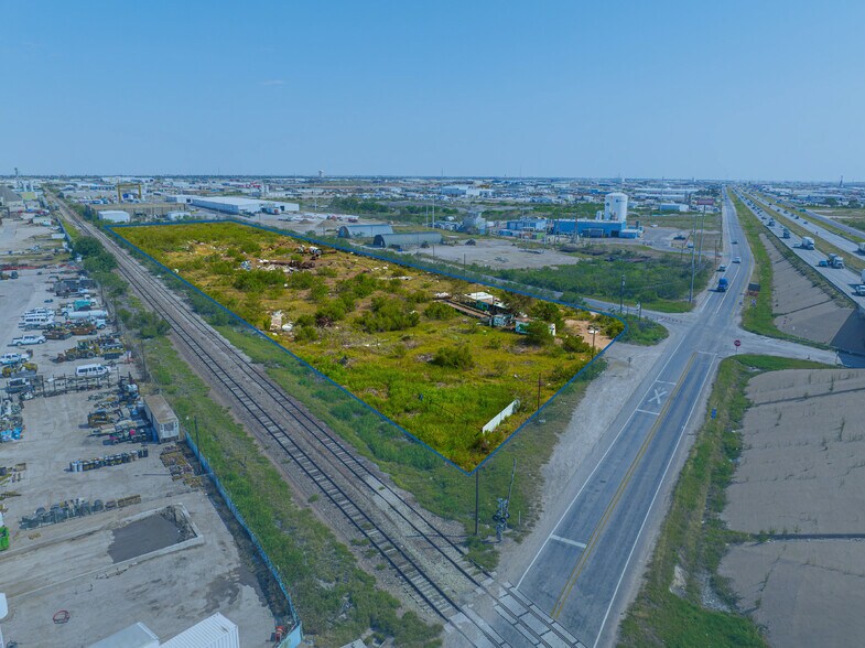 610-712 Industrial Ave, Odessa, TX for sale - Building Photo - Image 2 of 7