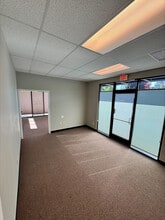 21721-21739 SE Stark St, Gresham, OR for lease Interior Photo- Image 2 of 5